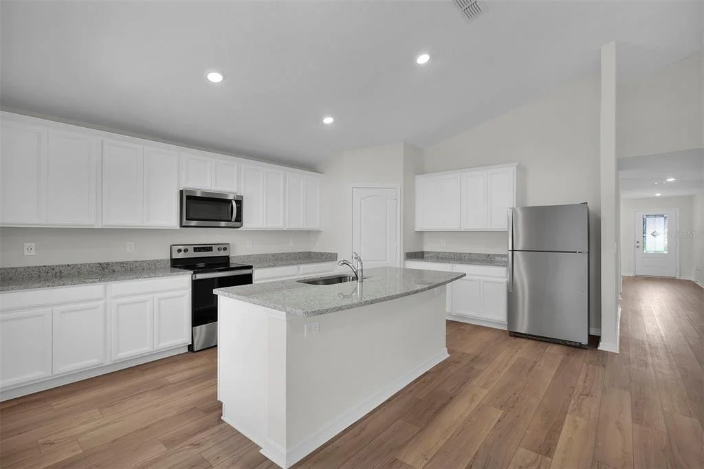 Photo of 19 PINEAPPLE DRIVE