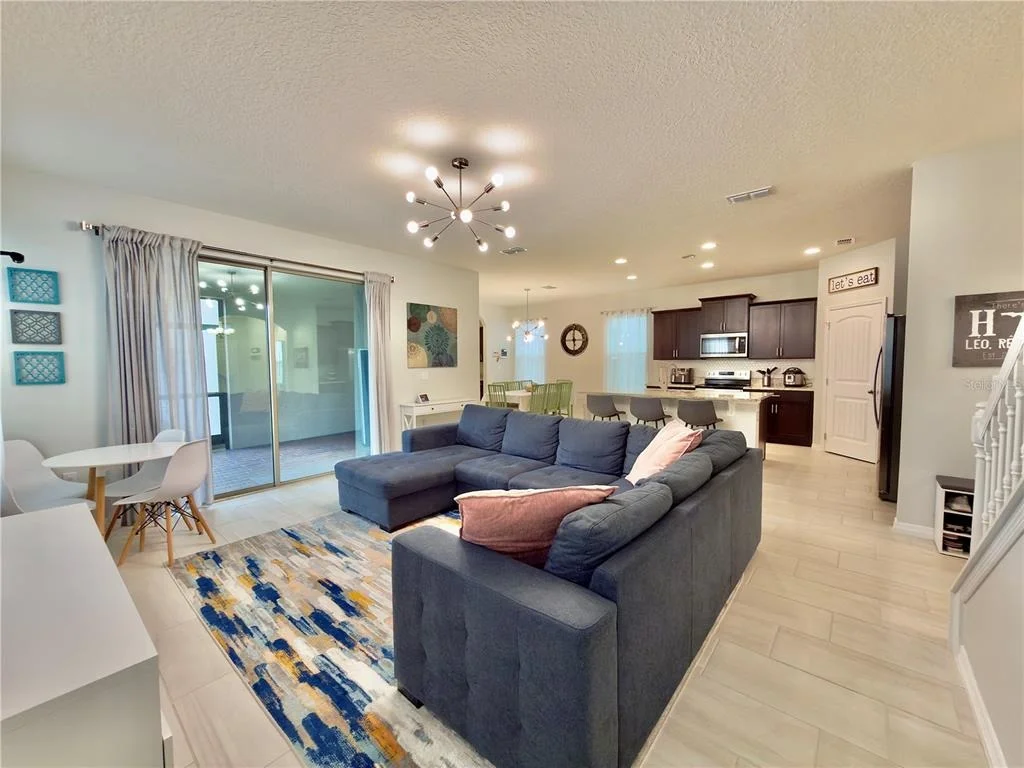 Photo of 17098 WATER SPRING BOULEVARD