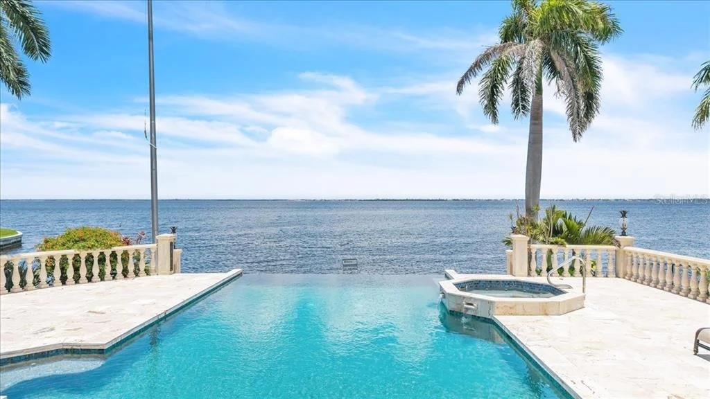 Photo of 3 HIBISCUS DRIVE