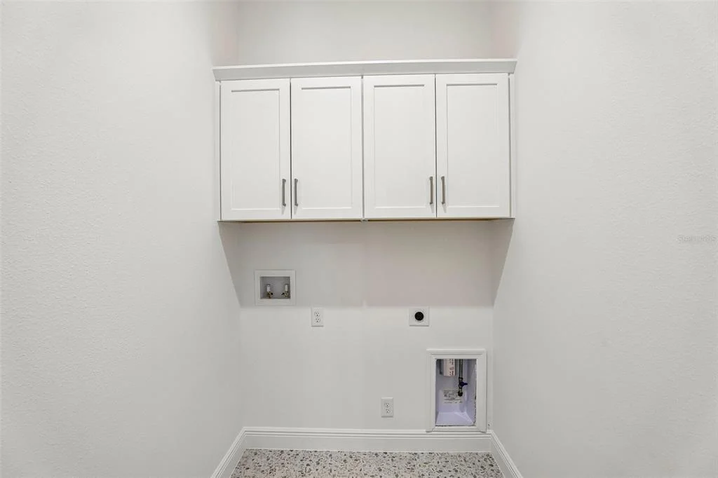 Photo of 14341 CREST PALM AVENUE