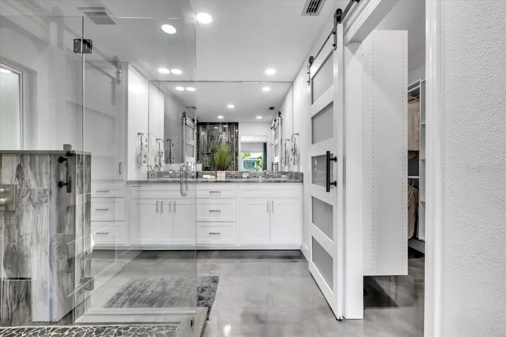 Photo of 2424 ROSA LANE