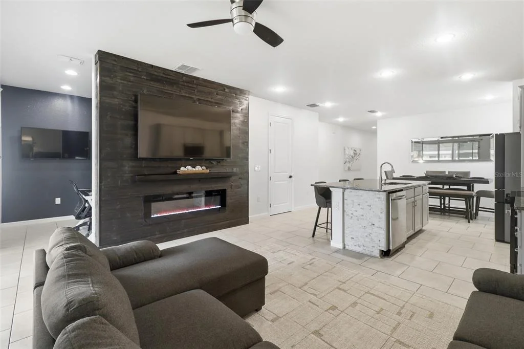 Photo of 5629 WESTERN SUN DRIVE