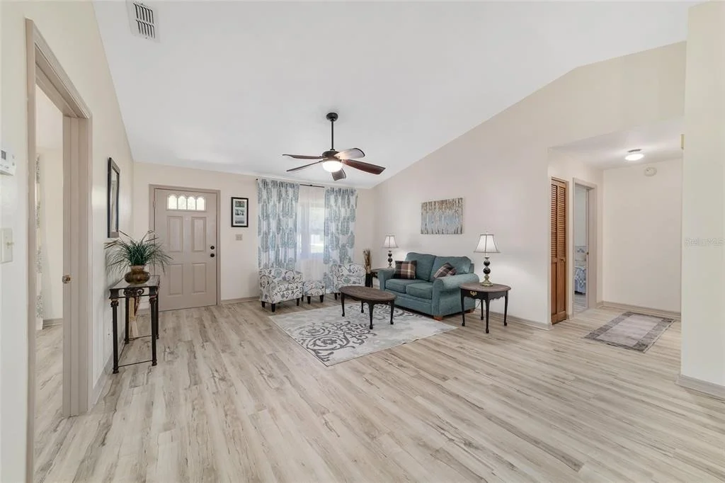 Photo of 4008 SE 61 PLACE
