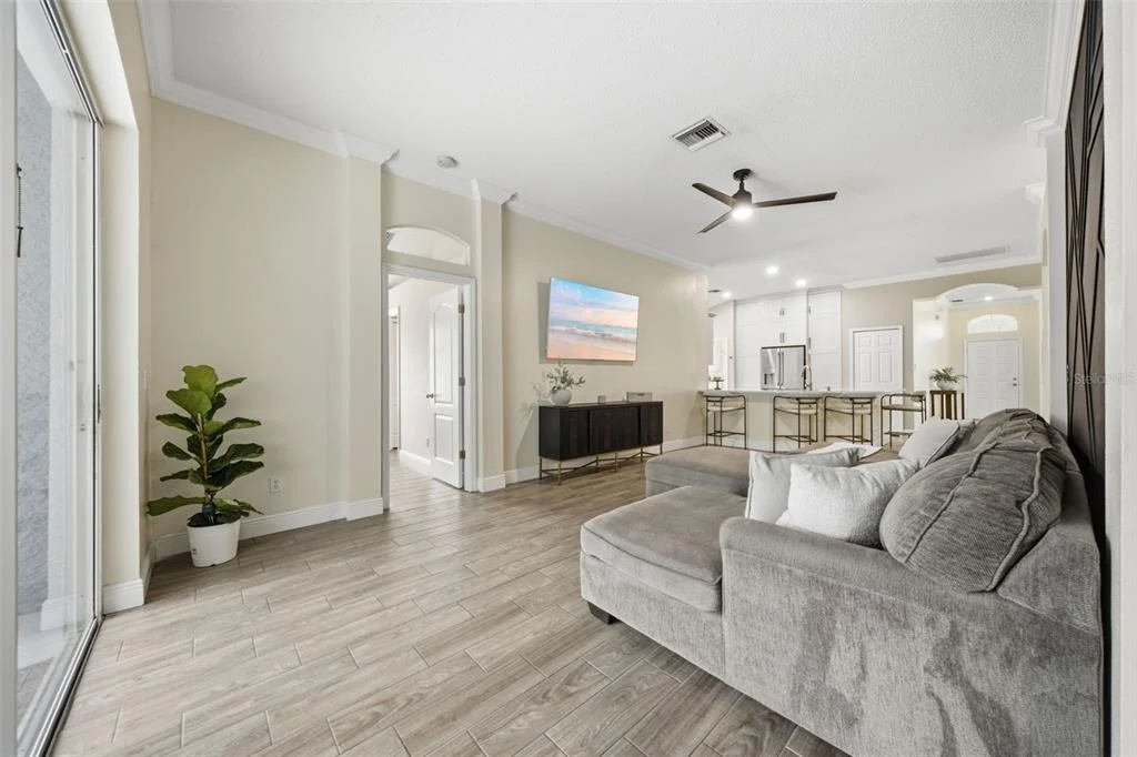Photo of 416 CYPRESS VIEW DRIVE