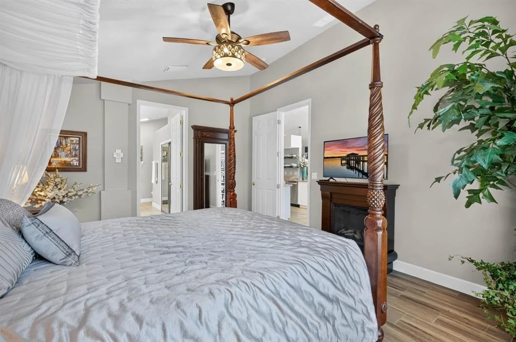 Photo of 1234 CROWN POINTE LANE
