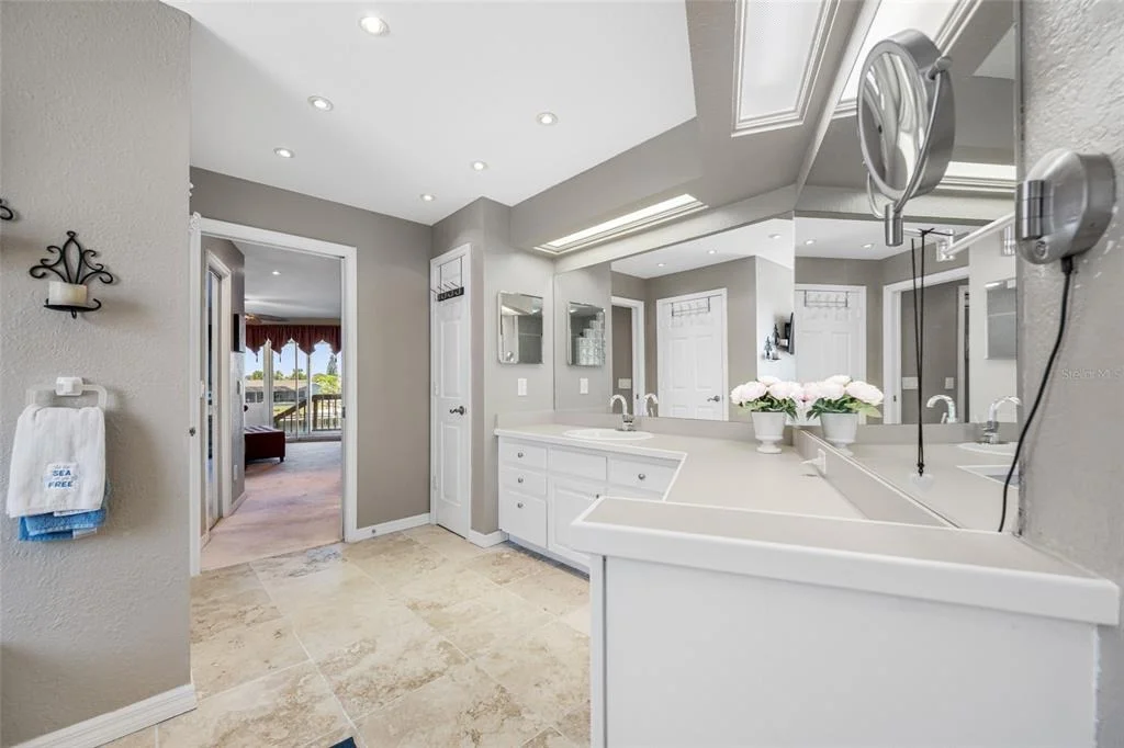 Photo of 861 SYMPHONY ISLES BOULEVARD