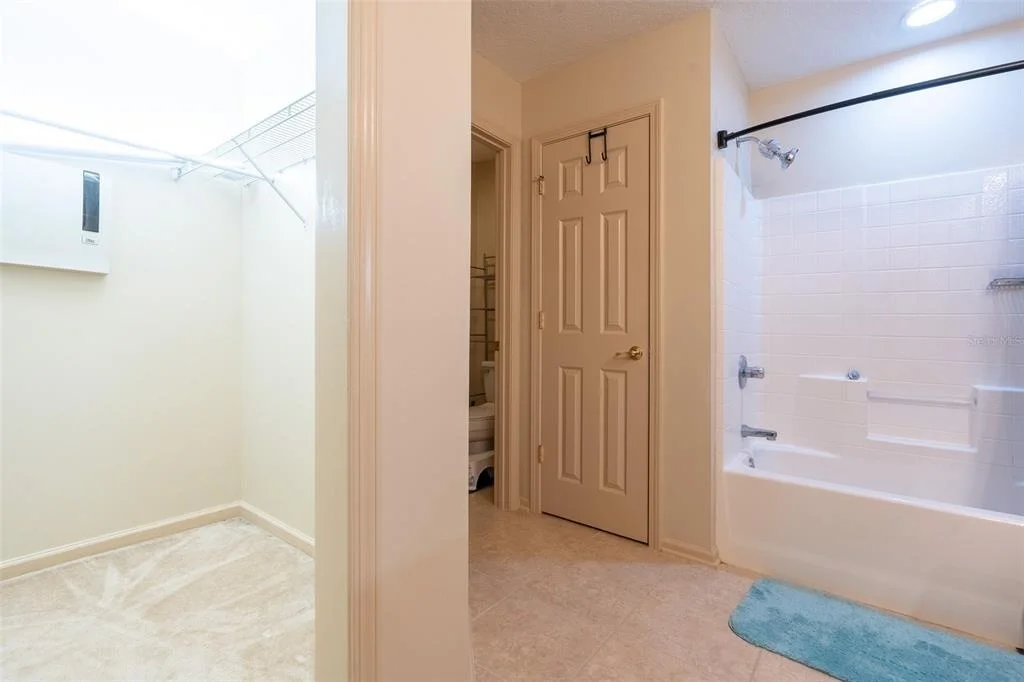 Photo of 332 WOODED CROSSING CIRCLE