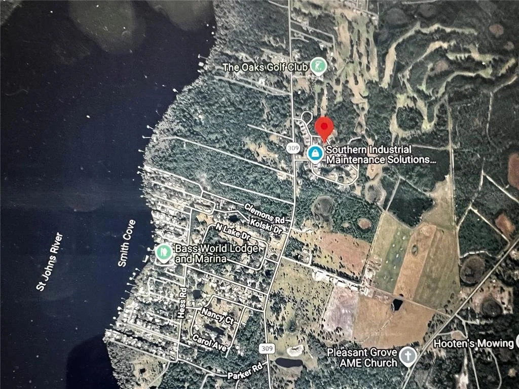 Photo of 260 LIVE OAK LOOP