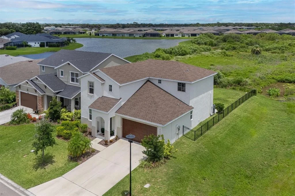 Photo of 11124 MOONSAIL DRIVE