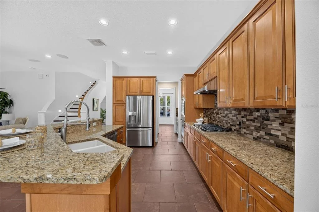 Photo of 824 ISLEBAY DRIVE
