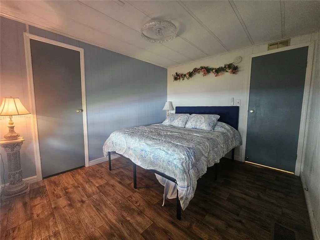 Photo of 225 TARPON LANE