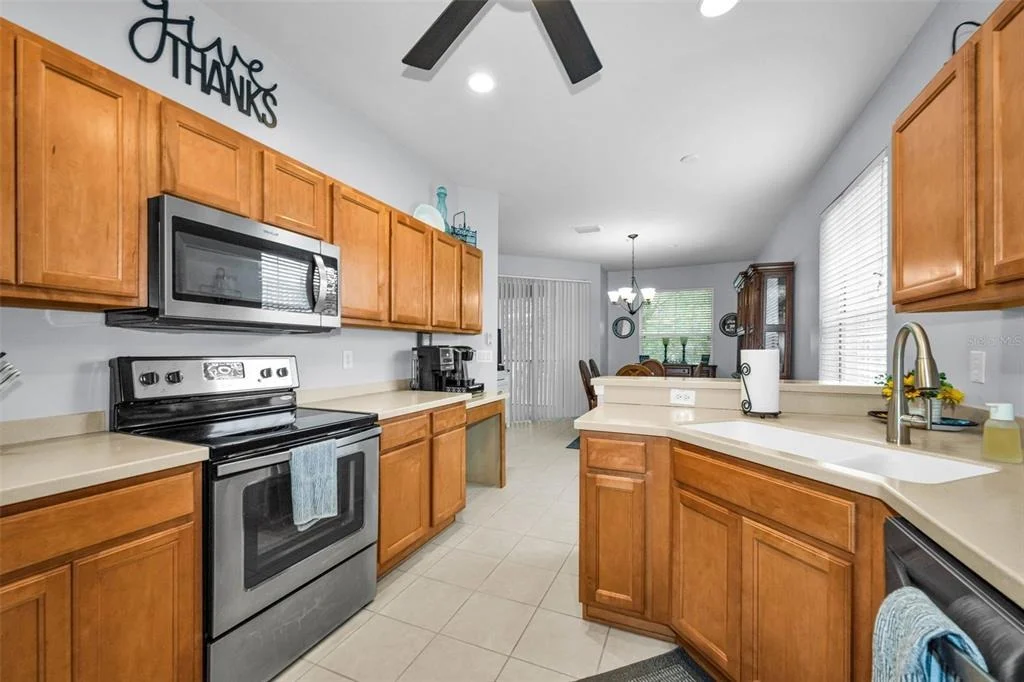 Photo of 889 LANTERN WAY