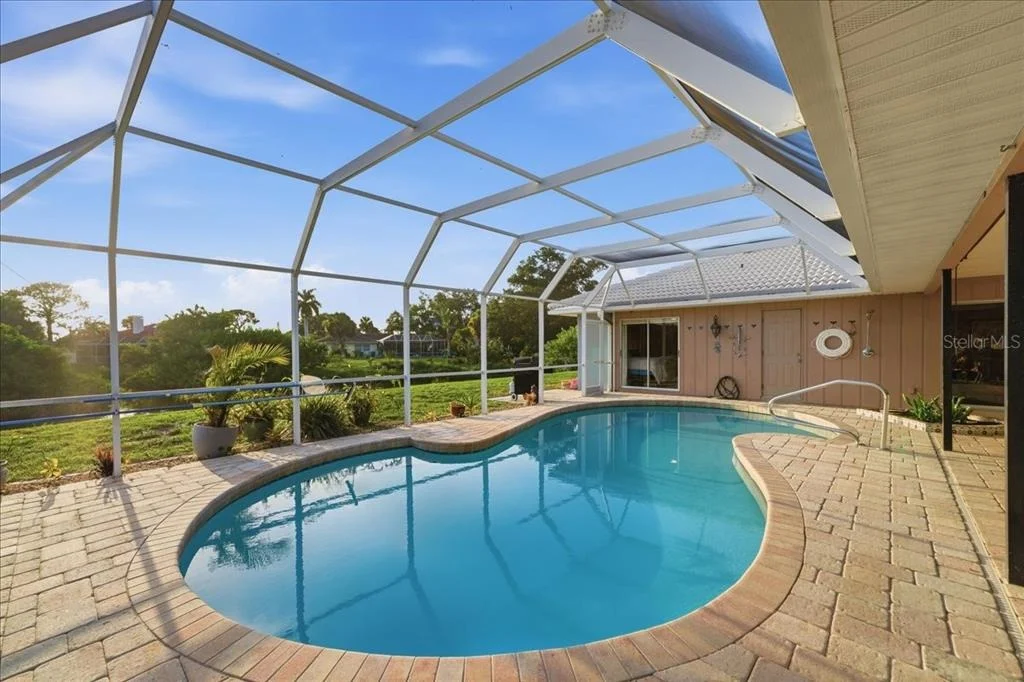 Photo of 413 SIGNORELLI DRIVE