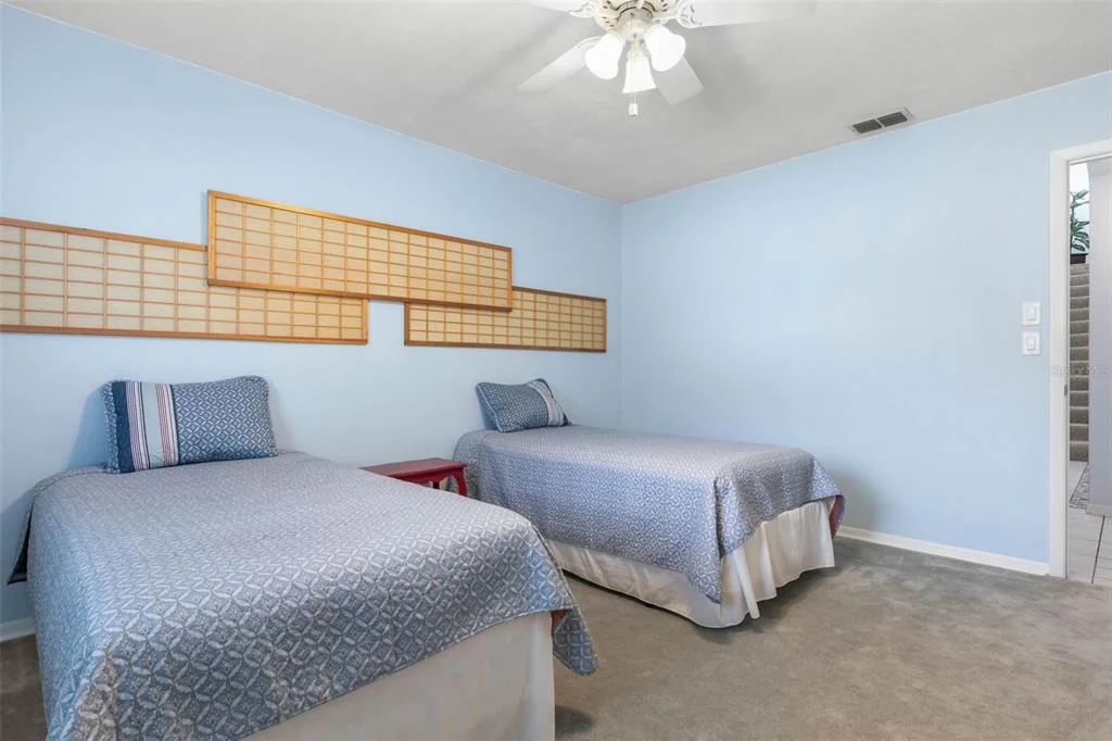 Photo of 60 KINGSLEY CIRCLE
