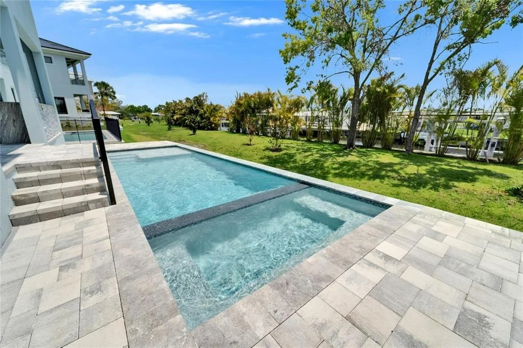 Photo of 6530 SIMONE SHORES CIRCLE