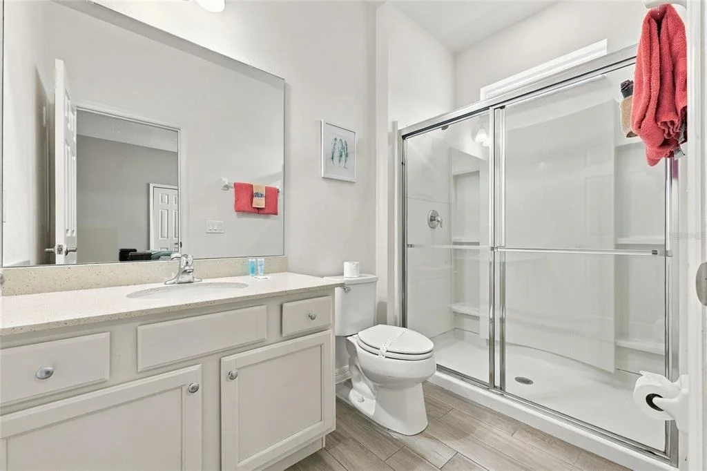 Photo of 6000 OAK GREEN LOOP