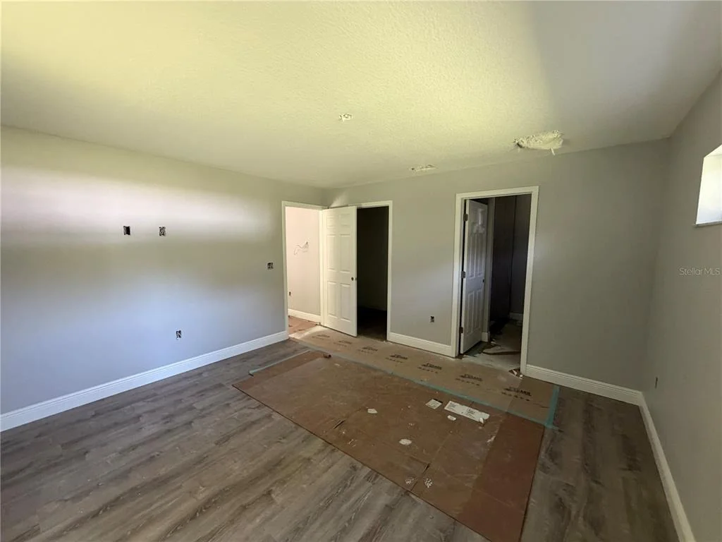 Photo of 865 SE 28TH STREET