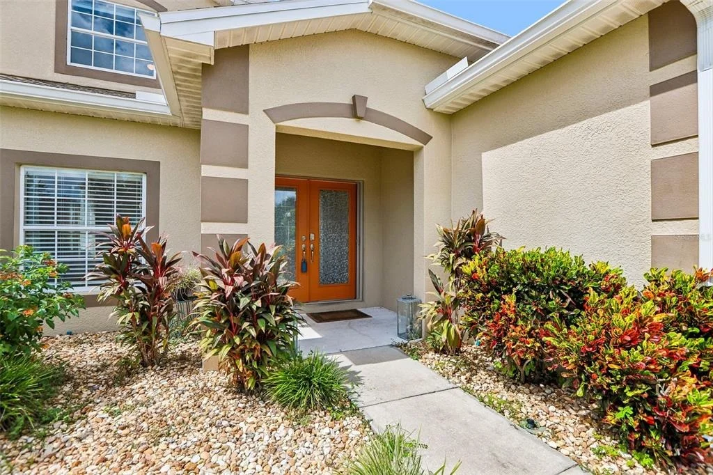 Photo of 5903 CAPE LOOP