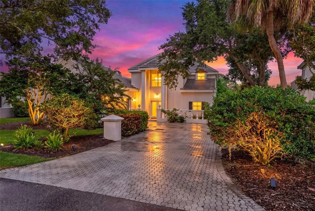 Photo of 226 SAINT JAMES PARK