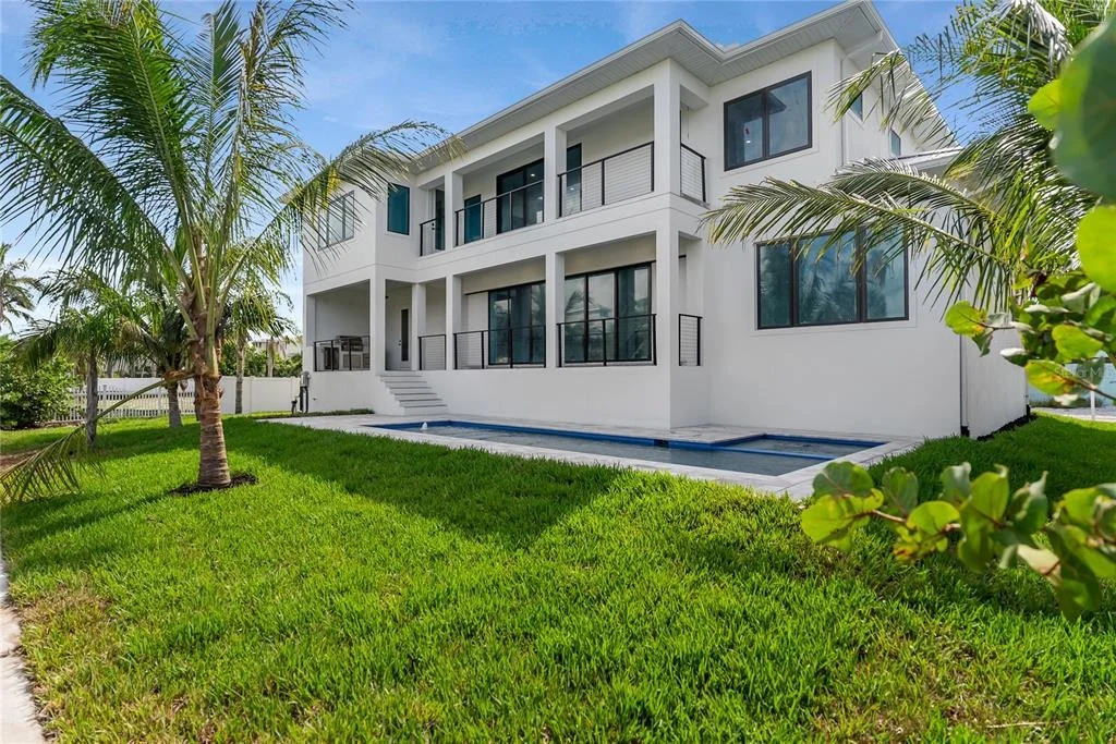 Photo of 569 BAYVIEW DRIVE