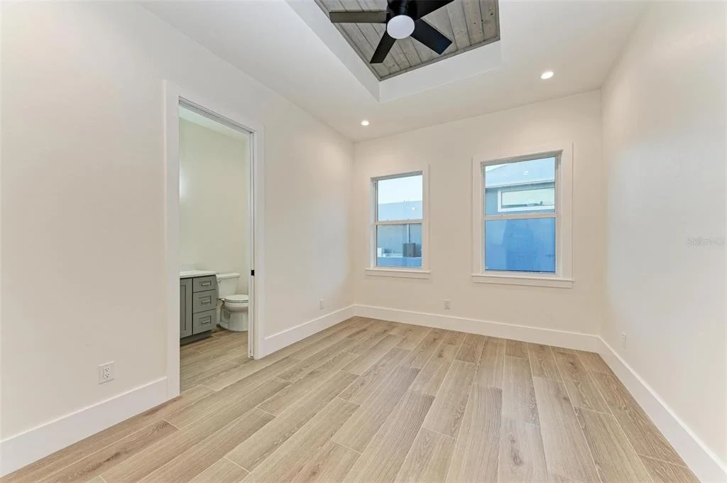 Photo of 6100 RIVERSIDE DRIVE
