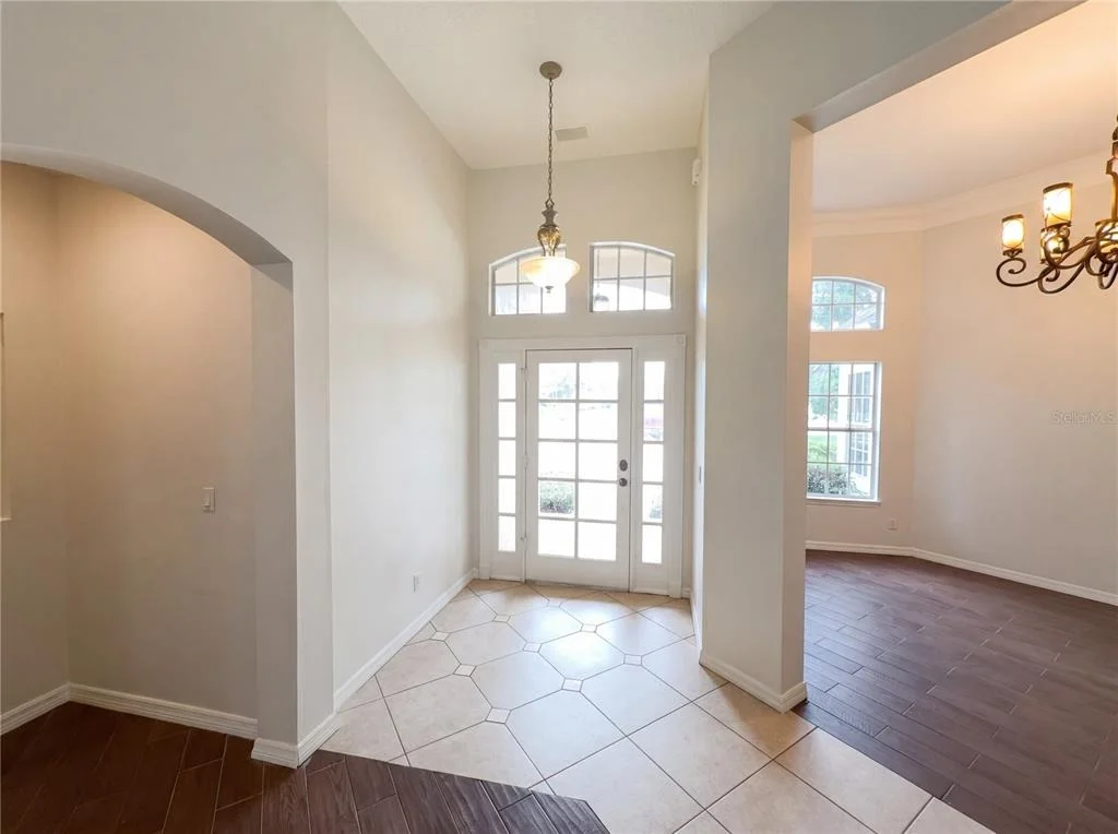 Photo of 680 MACGLENROSS DRIVE