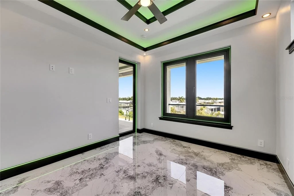 Photo of 6526 SIMONE SHORES CIRCLE