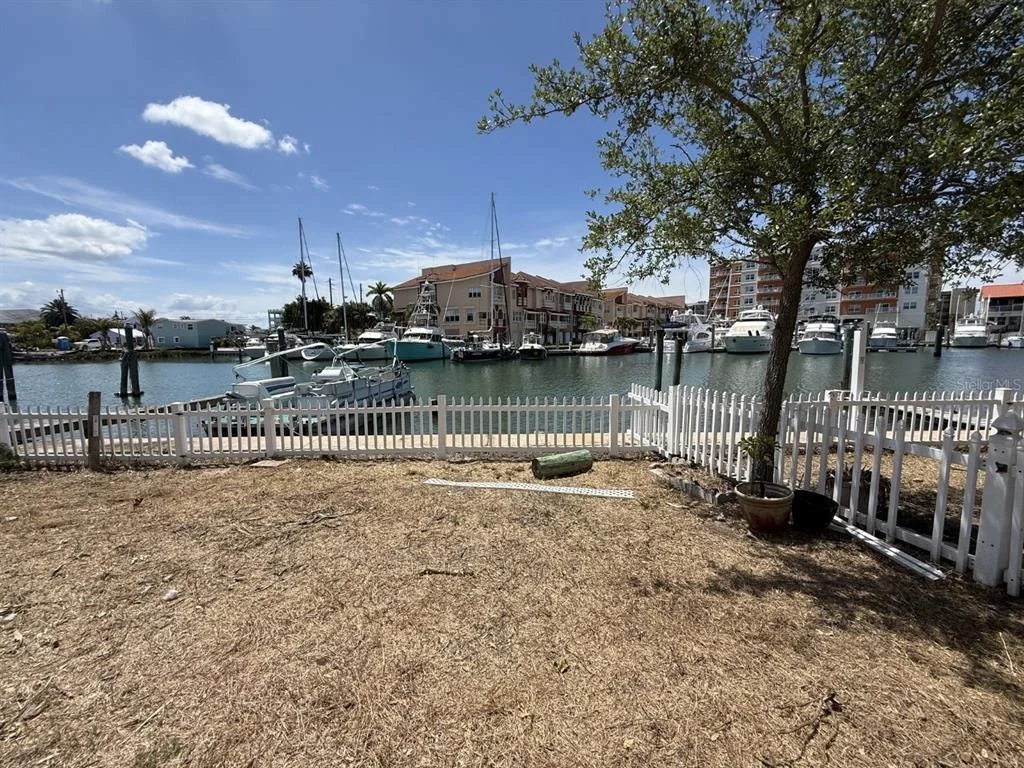 Photo of 249 BOCA CIEGA DRIVE