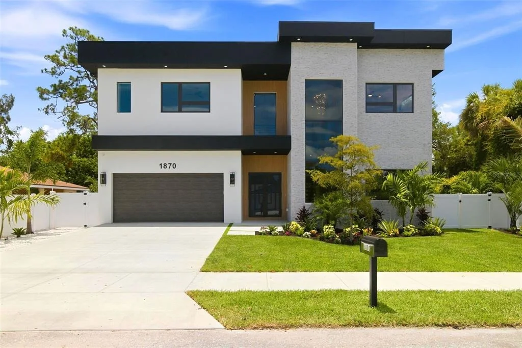 Photo of 1870 JASMINE DRIVE