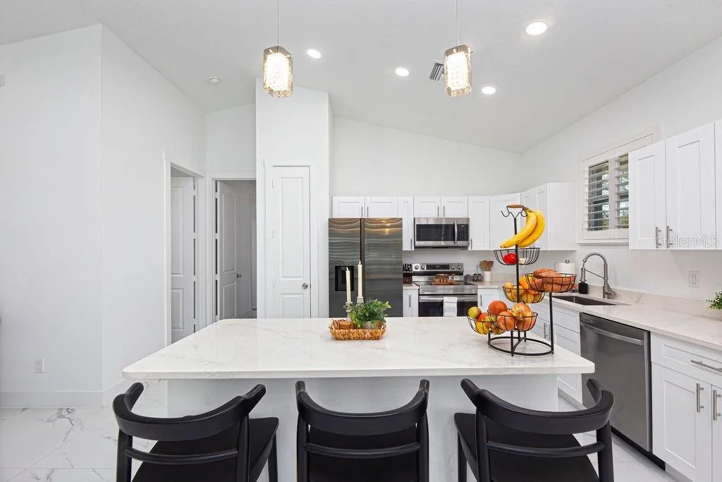Photo of 3573 NW 18TH AVENUE