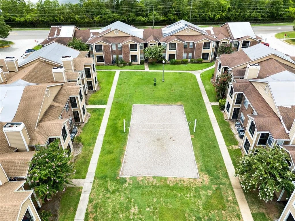 Photo of Unit I201 at 5545 DEVONBRIAR WAY