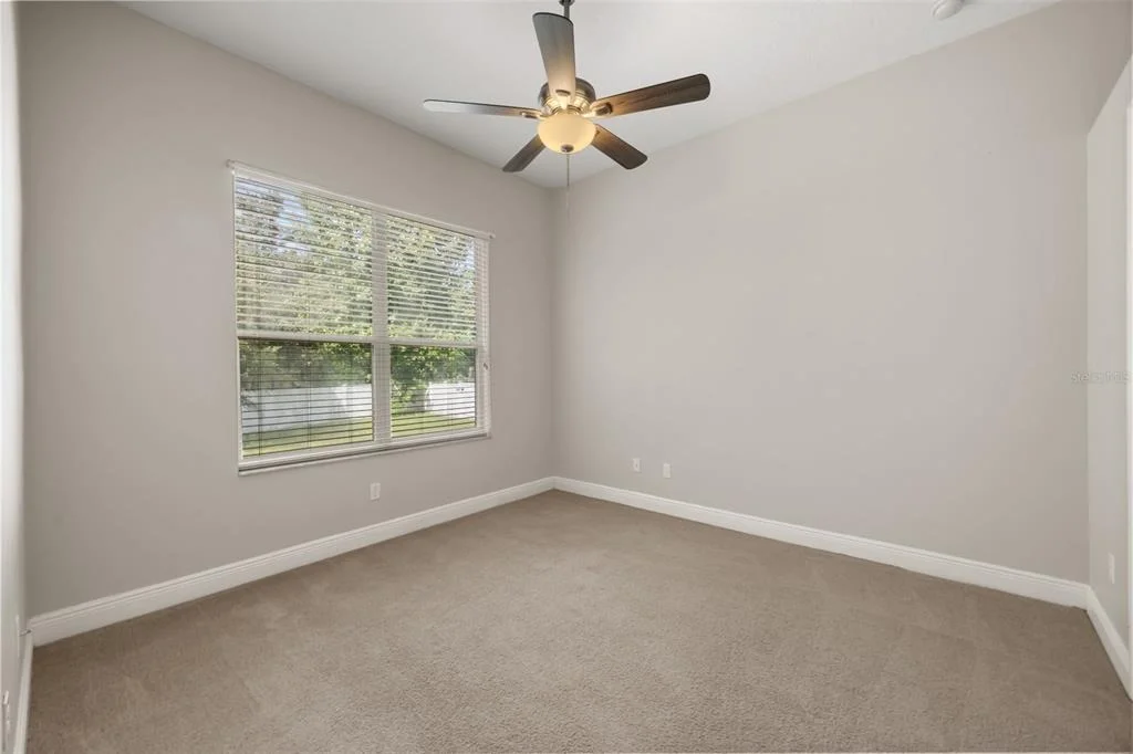 Photo of 6190 HEDGESPARROWS LANE