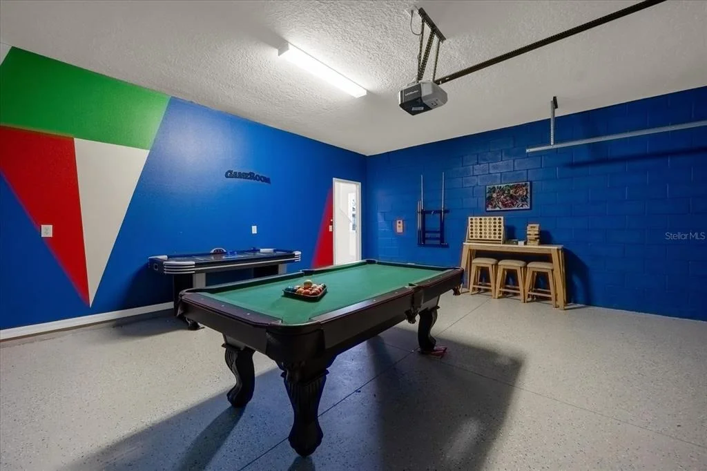 Photo of 7260 OAKMOSS LOOP