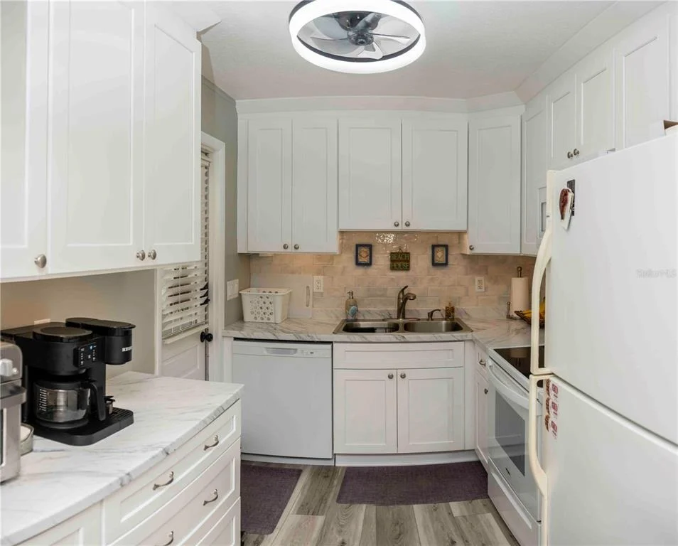 Photo of 6024 CORAL WAY