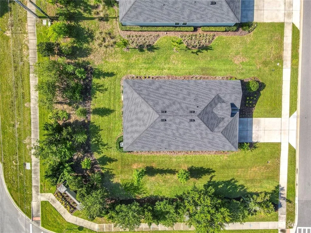 Photo of 2183 RAGLAN CIRCLE