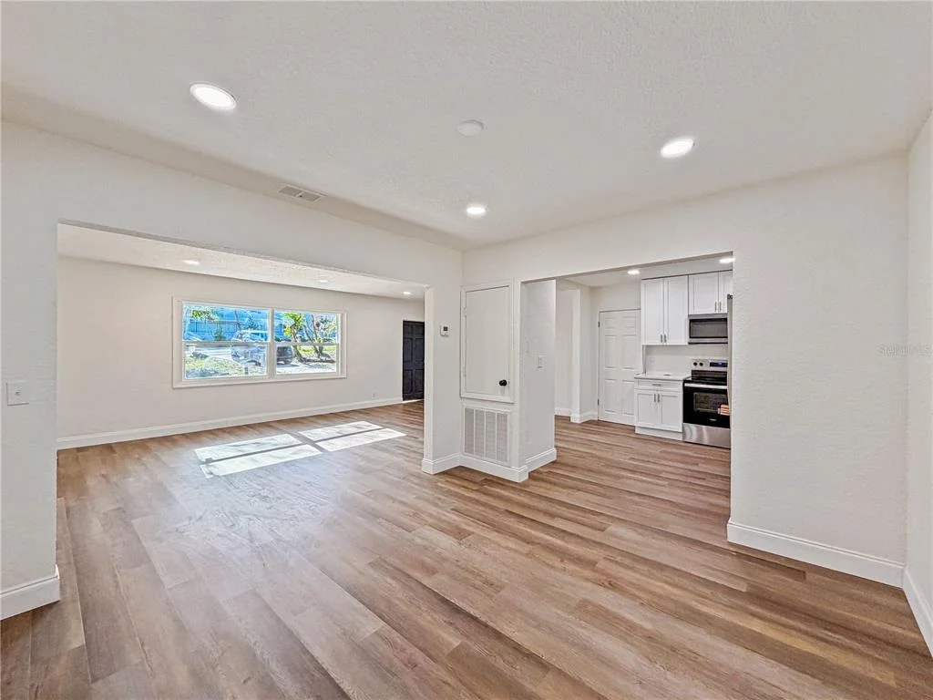 Photo of 14418 S GRAND HIGHWAY