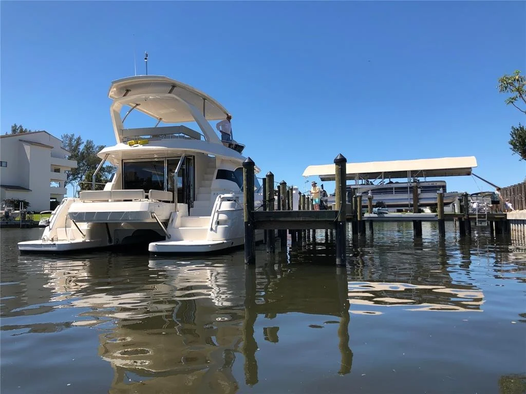 Photo of 4223 ROYAL PALM DRIVE