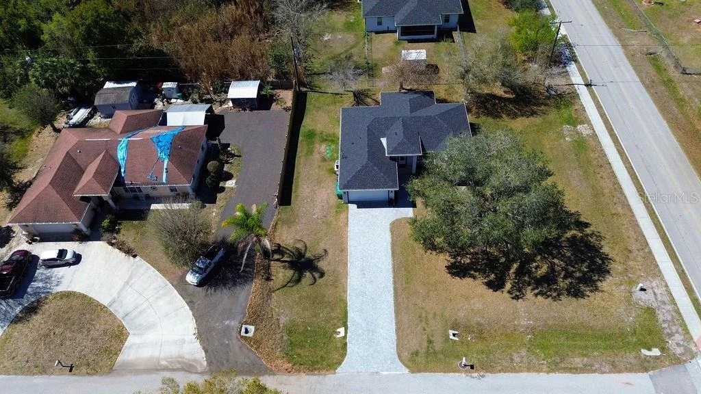 Photo of 3573 NW 18TH AVENUE