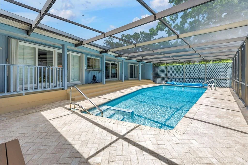 Photo of 3000 HERON PLACE