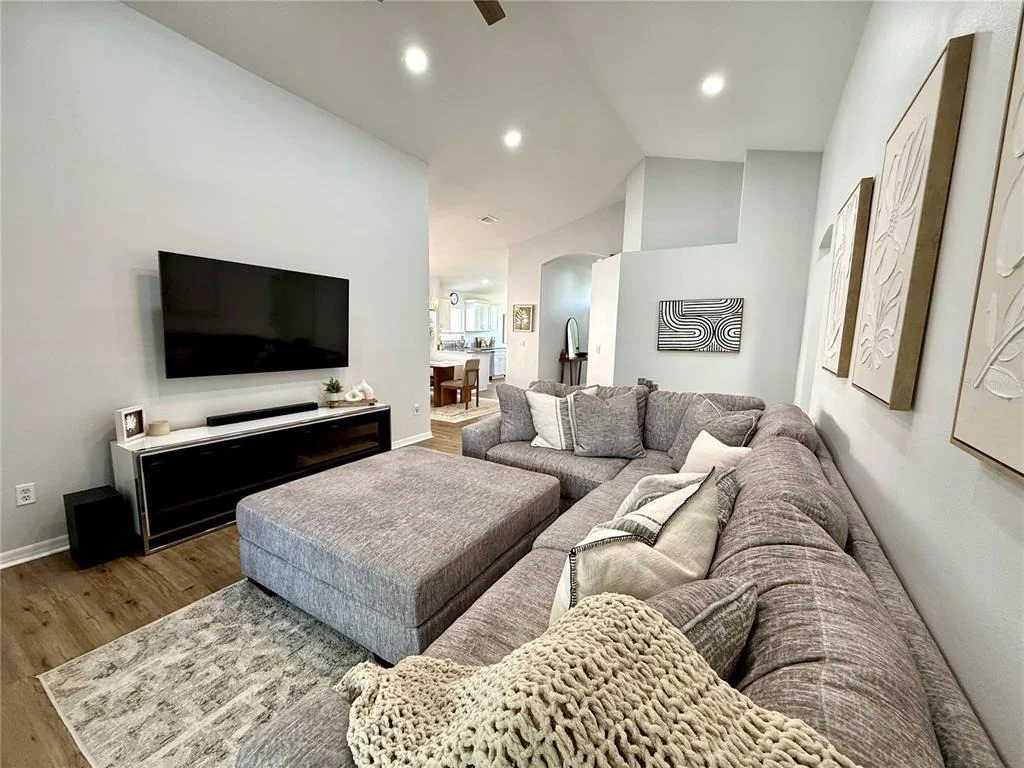 Photo of 2532 VENTURA CIRCLE