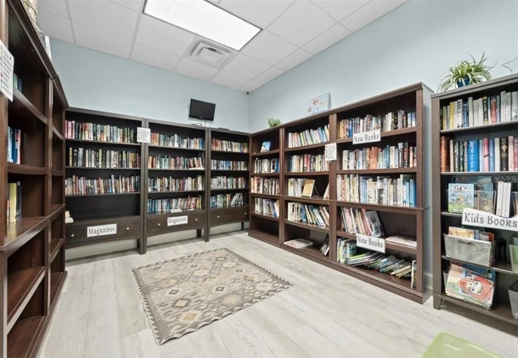 Photo of 332 WOODED CROSSING CIRCLE