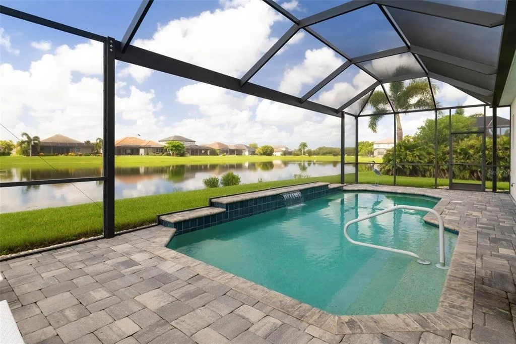 Photo of 332 CHANTILLY TRAIL