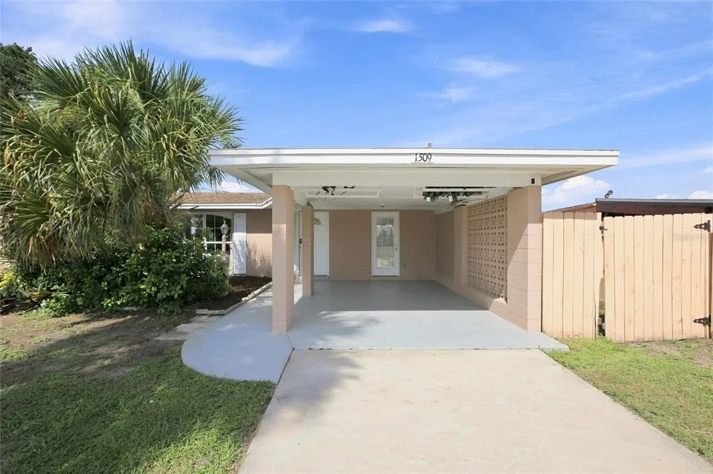 Photo of 1509 BANYAN DRIVE