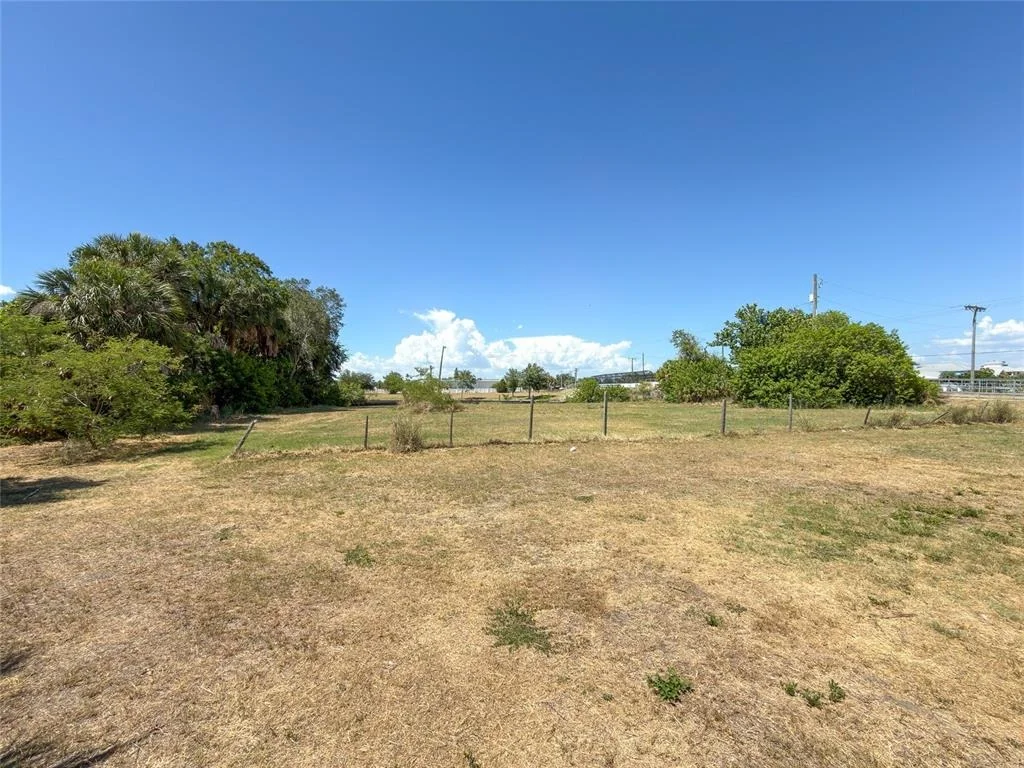 Photo of 601 FLAMINGO DRIVE