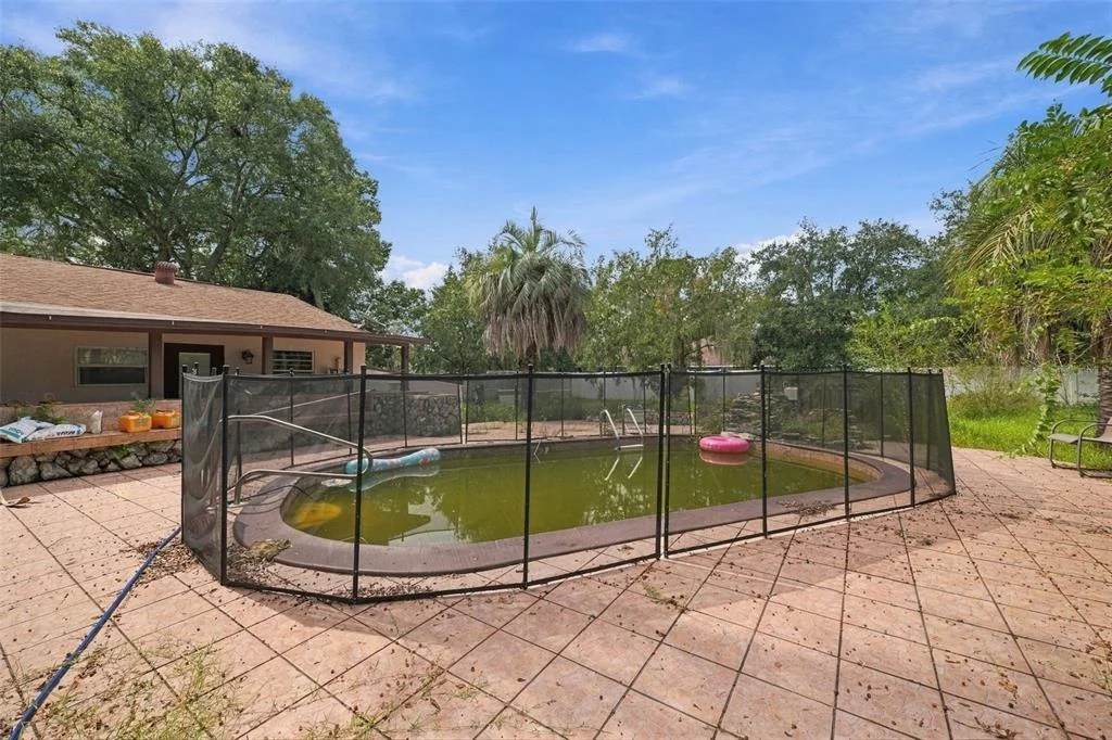 Photo of 15499 OAKCREST CIRCLE