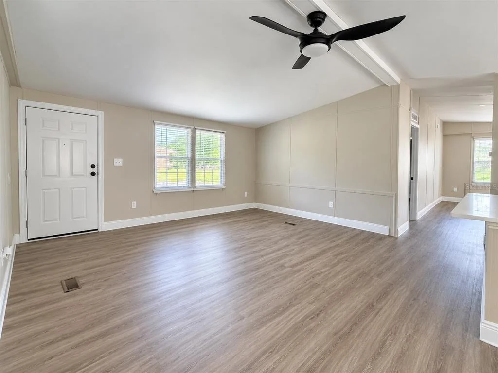 Photo of 4808 ROLLINGLEN LOOP W