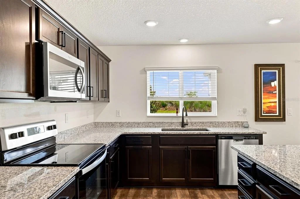 Photo of 455 OVERPOOL AVENUE