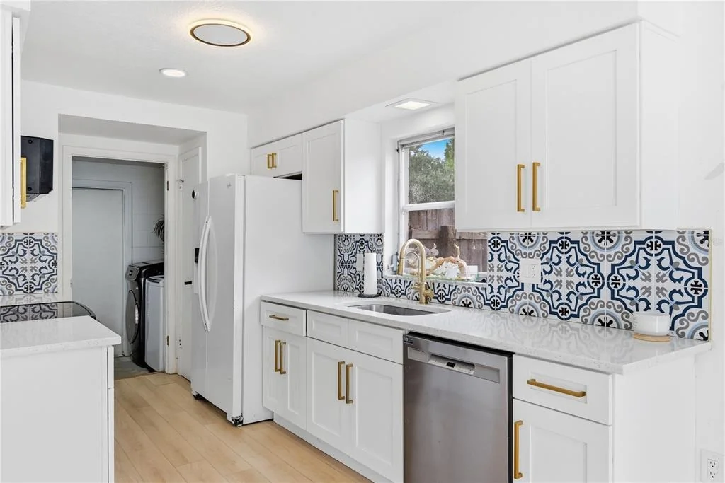 Photo of 835 MARLOWE AVENUE