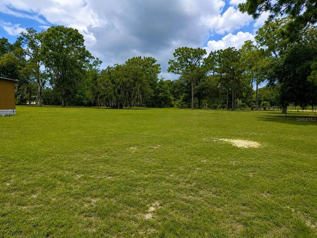 Photo of 107 GREEN OAK DRIVE