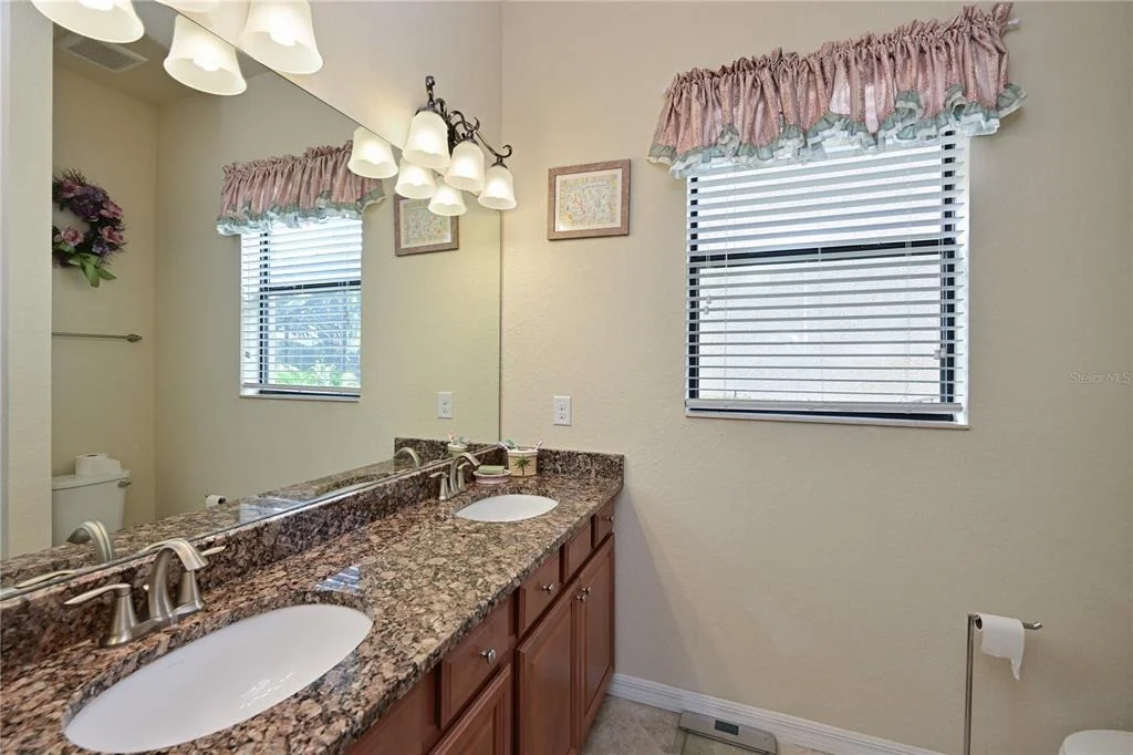 Photo of 13423 RAMBLEWOOD TRAIL